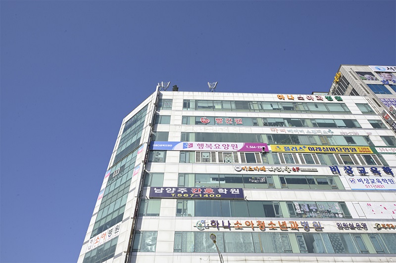 외관 및 메인 입구 2